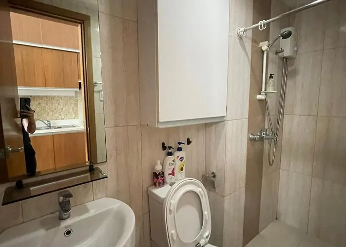 Bay Views Delights Near St Lukes And Us Embassy In Ermita Appartement