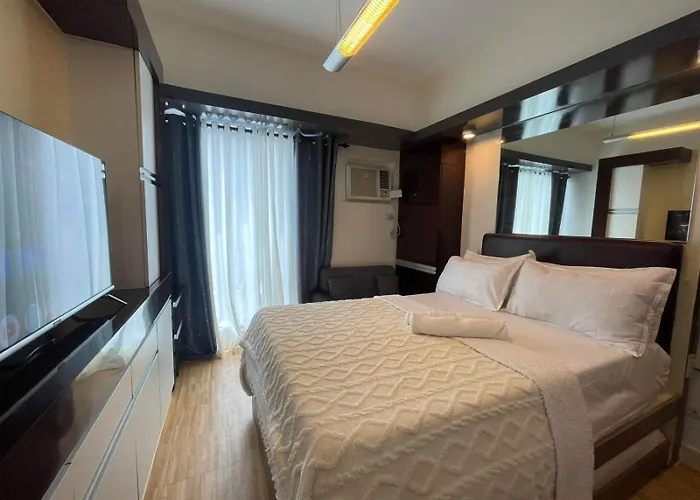 Bay Views Delights Near St Lukes And Us Embassy In Ermita