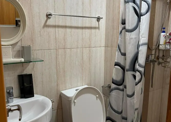 Bay Views Delights Near St Lukes And Us Embassy In Ermita * Manilla