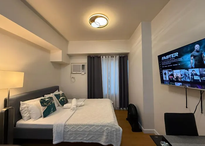 Bay Views Delights Near St Lukes And Us Embassy In Ermita