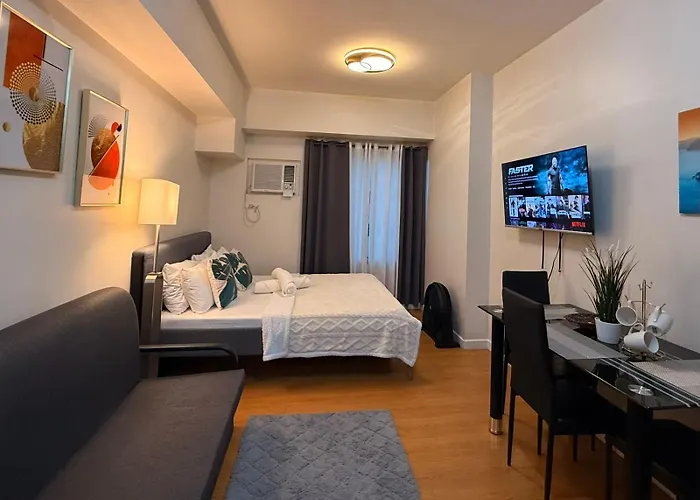 Bay Views Delights Near St Lukes And Us Embassy In Ermita *